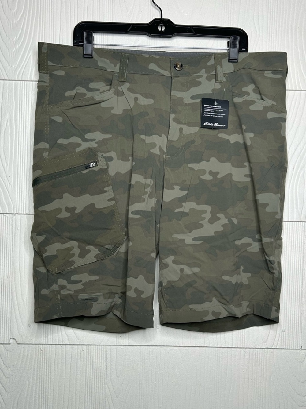 Eddie Bauer Olive Camo Cargo Shorts